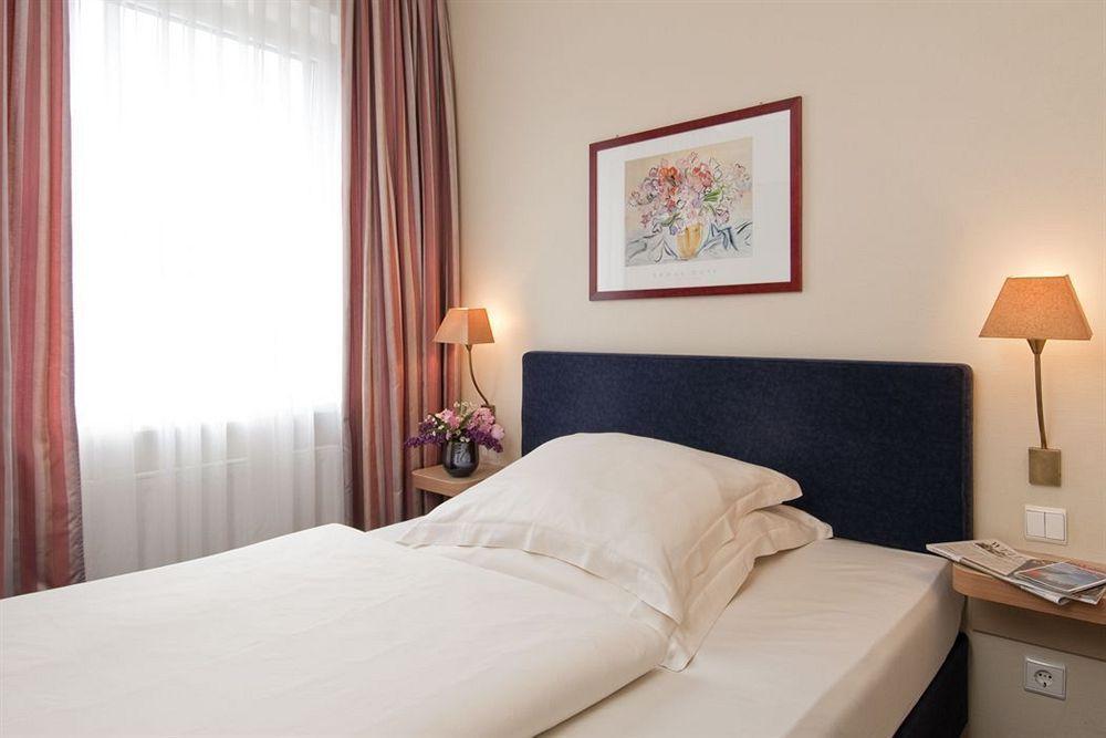 Hotel Central Hamburg Zewnętrze zdjęcie
